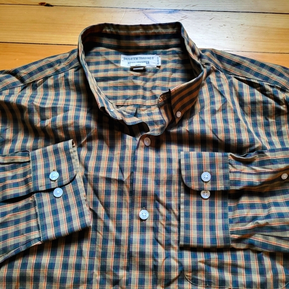 Duluth Trading Shirt Wrinkle Fighter Button Down Mens 2XL Tan Plaid Work Ourdoor - Picture 1 of 9